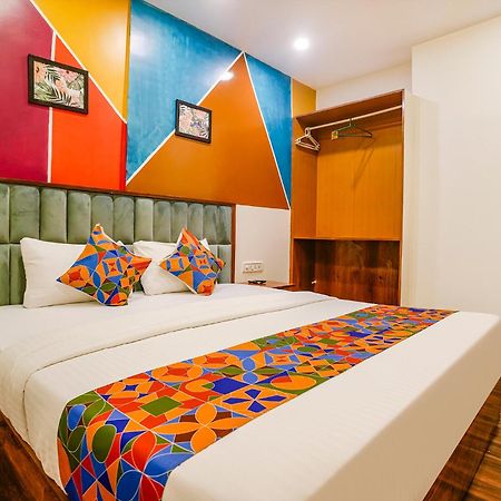 Fabhotel Twigo Inn Mumbai Exteriör bild