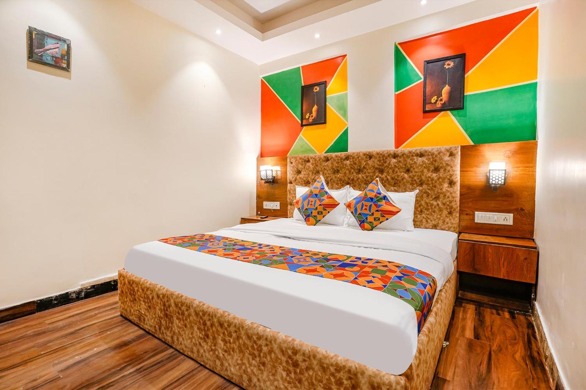 Fabhotel Twigo Inn Mumbai Exteriör bild