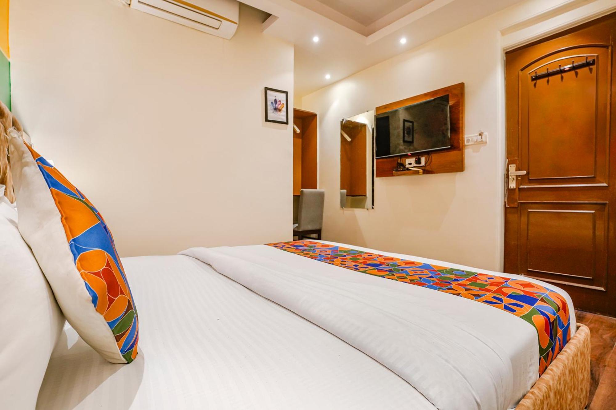 Fabhotel Twigo Inn Mumbai Exteriör bild